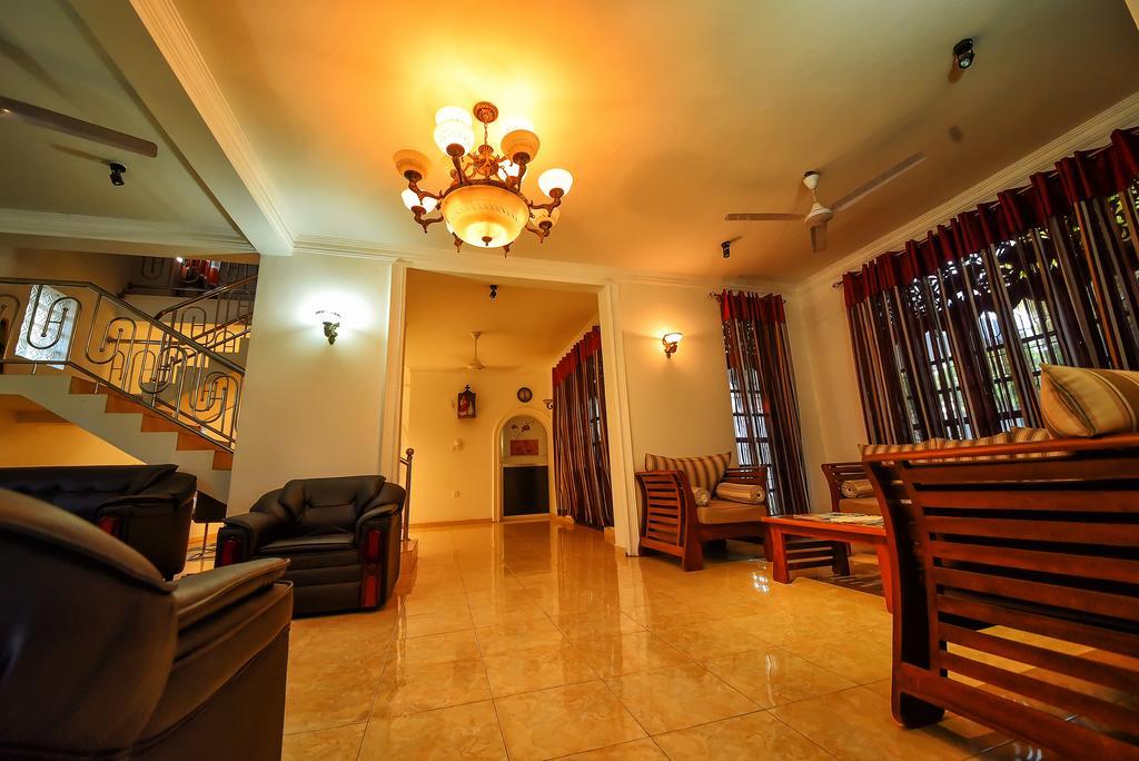 Asian Villa Негомбо Экстерьер фото